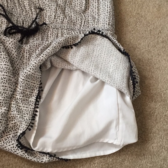 Romper - Picture 5 of 5